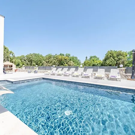 Villa Angela By Guide *