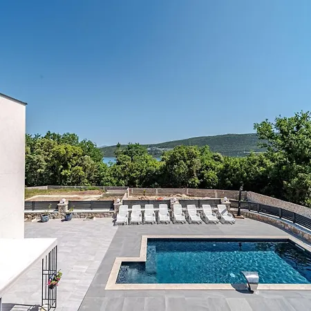 Willa Angela By Guide Duba Stonska