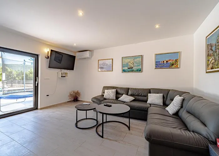 Angela By Guide ヴィラ Duba Stonska