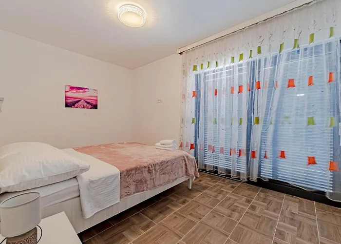 Angela By Guide * Duba Stonska