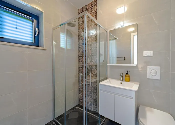 ヴィラ Angela By Guide *